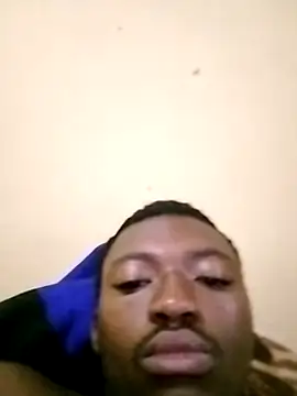 Snapshot of zipeqengeshe21 chatting on March 22, 4:24 am zipeqengeshe21 online show from March 22, 4:24 am