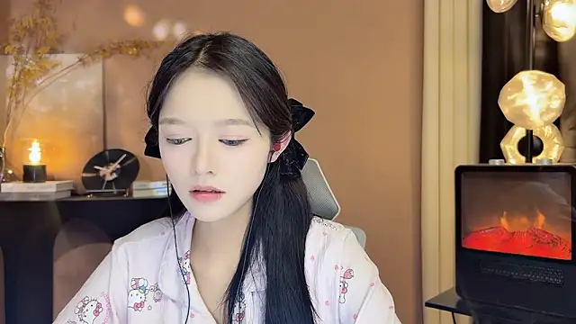 Snapshot of xiaodaibabyy chatting on December 8, 2:19 pm xiaodaibabyy online show from December 8, 2:19 pm