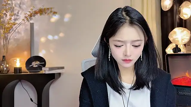 Snapshot of xiaodaibabyy chatting on February 7, 1:11 pm xiaodaibabyy online show from February 7, 1:11 pm