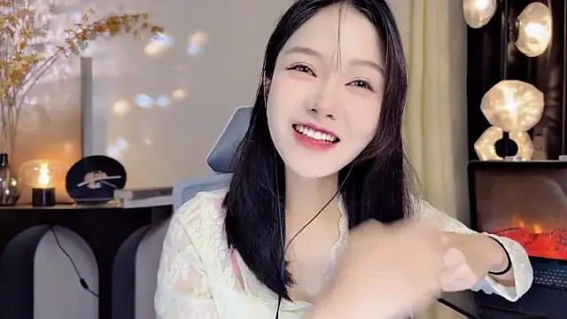 Snapshot of xiaodaibabyy chatting on February 14, 2:12 pm xiaodaibabyy online show from February 14, 2:12 pm