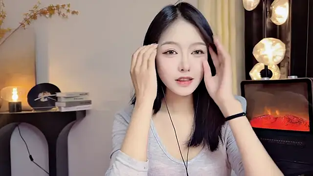 Snapshot of xiaodaibabyy chatting on February 16, 2:00 pm xiaodaibabyy online show from February 16, 2:00 pm