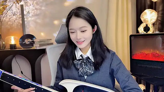 Snapshot of xiaodaibabyy chatting on February 19, 1:28 pm xiaodaibabyy online show from February 19, 1:28 pm