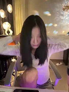 Snapshot of xiaodaibabyy chatting on February 21, 4:59 pm xiaodaibabyy online show from February 21, 4:59 pm