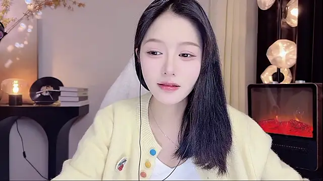 Snapshot of xiaodaibabyy chatting on March 6, 1:14 pm xiaodaibabyy online show from March 6, 1:14 pm