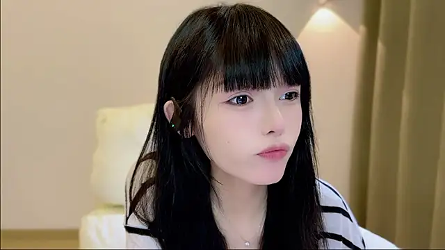 Snapshot of xiaodaibabyy chatting on October 6, 1:41 pm xiaodaibabyy online show from October 6, 1:41 pm