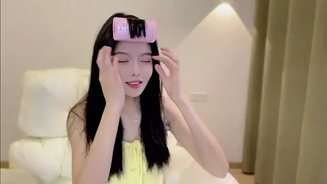 Snapshot of xiaodaibabyy chatting on October 12, 7:51 am xiaodaibabyy online show from October 12, 7:51 am