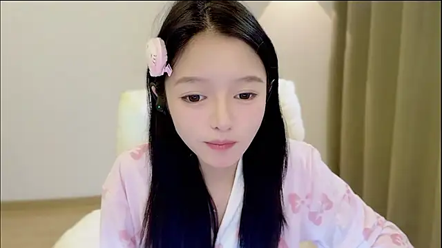 Snapshot of xiaodaibabyy chatting on November 1, 7:32 am xiaodaibabyy online show from November 1, 7:32 am