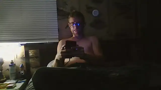 luv2cum7491 online show from November 22, 11:26 pm