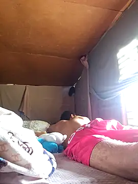 Snapshot of jose5320_20 chatting on September 13, 12:38 pm jose5320 20 online show from September 13, 12:38 pm