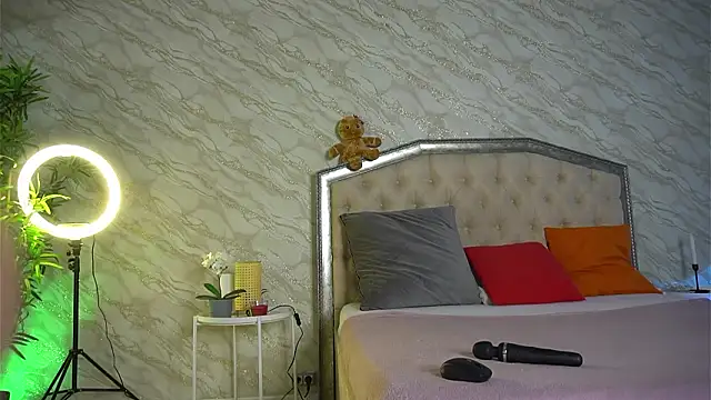 KatelynSparks online show from March 12, 7:14 am