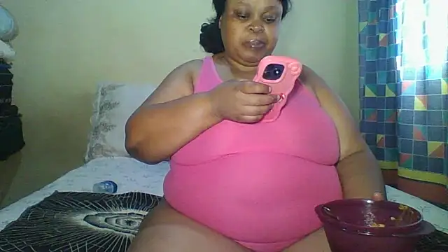 9voluptiustits online show from April 21, 11:38 am