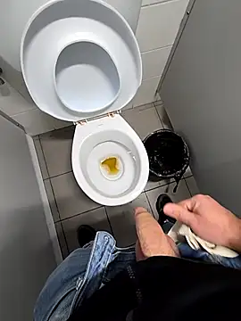 Snapshot of Ibag01 chatting on October 6, 1:30 pm Ibag01 online show from October 6, 1:30 pm