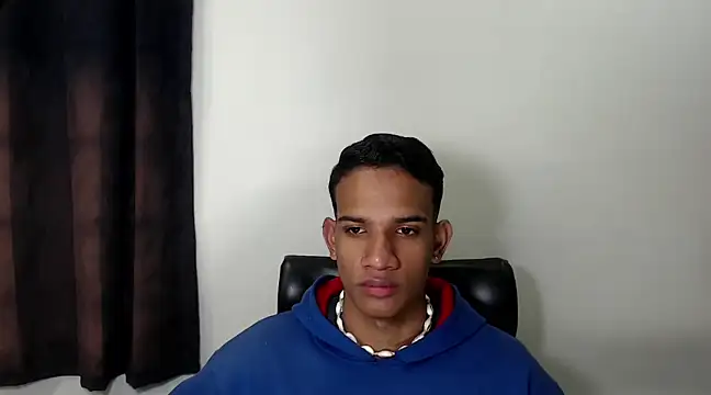 AbrahanBratz online show from January 3, 11:35 am