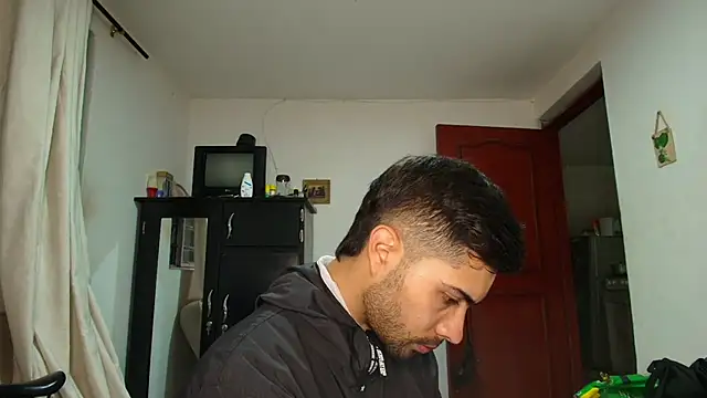 Snapshot of Jestebanano chatting on October 16, 10:44 pm Jestebanano online show from October 16, 10:44 pm