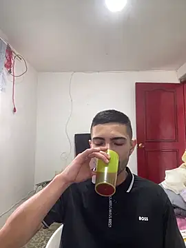 Jestebanano online show from February 8, 6:55 pm