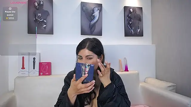 Melodi Roux online show from January 7, 1:24 pm