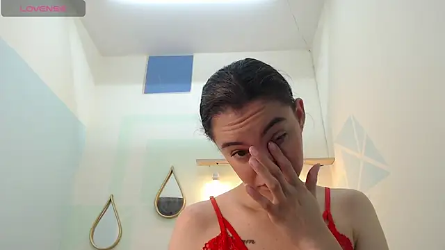 Mia-kalinfa online show from February 13, 1:05 pm