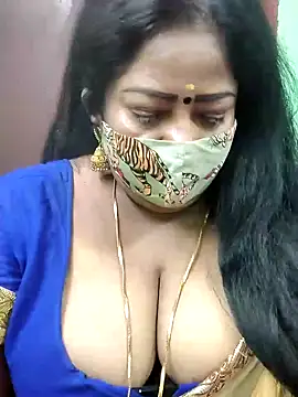 Snapshot of maniisha chatting on December 31, 12:00 am maniisha online show from December 31, 12:00 am