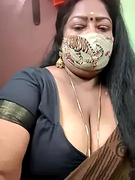 Snapshot of maniisha chatting on January 1, 10:56 pm maniisha online show from January 1, 10:56 pm