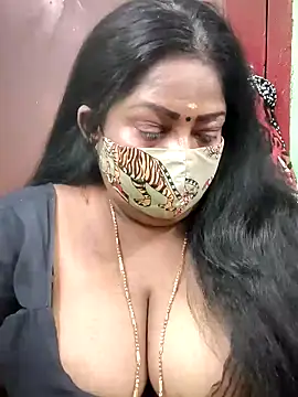 Snapshot of maniisha chatting on January 19, 9:23 pm maniisha online show from January 19, 9:23 pm
