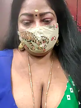 Snapshot of maniisha chatting on January 22, 1:10 am maniisha online show from January 22, 1:10 am