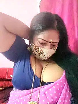 Snapshot of maniisha chatting on February 2, 6:20 pm maniisha online show from February 2, 6:20 pm