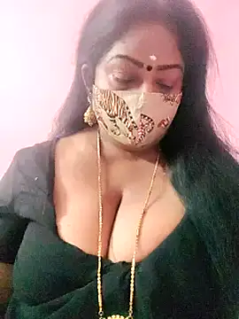 Snapshot of maniisha chatting on February 5, 6:26 pm maniisha online show from February 5, 6:26 pm
