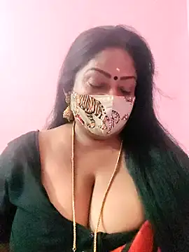 Snapshot of maniisha chatting on February 21, 9:11 pm maniisha online show from February 21, 9:11 pm