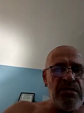 Snapshot of geilerschwanz64 chatting on January 10, 10:04 pm geilerschwanz64 online show from January 10, 10:04 pm