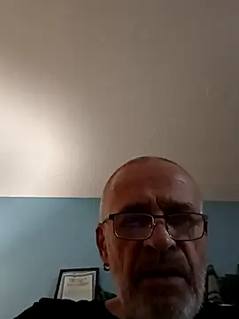 Snapshot of geilerschwanz64 chatting on January 17, 12:53 am geilerschwanz64 online show from January 17, 12:53 am