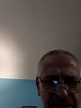 Snapshot of geilerschwanz64 chatting on February 25, 6:25 am geilerschwanz64 online show from February 25, 6:25 am