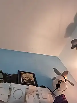 Snapshot of geilerschwanz64 chatting on March 10, 8:37 am geilerschwanz64 online show from March 10, 8:37 am