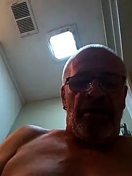 Snapshot of geilerschwanz64 chatting on March 15, 9:05 pm geilerschwanz64 online show from March 15, 9:05 pm