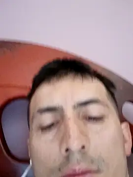 Snapshot of alez5939 chatting on October 11, 12:36 pm alez5939 online show from October 11, 12:36 pm