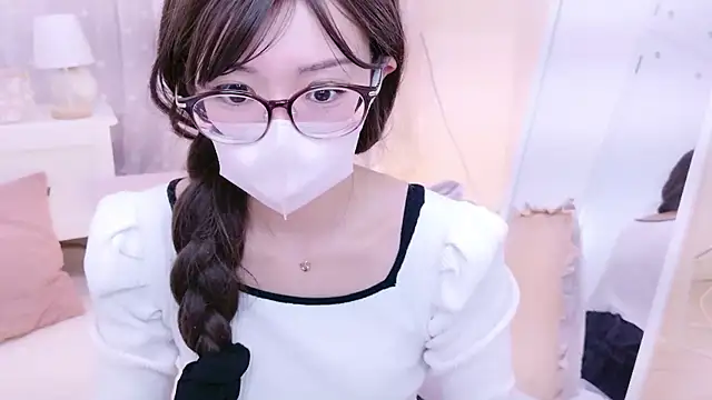 Snapshot of NAMI_s2 chatting on September 11, 1:55 pm NAMI s2 online show from September 11, 1:55 pm