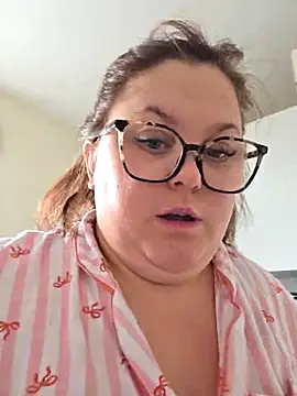 Tallulah-mae-xoxox online show from March 29, 9:42 am