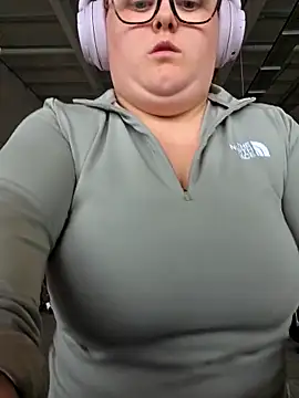 Tallulah-mae-xoxox online show from April 15, 2:13 pm