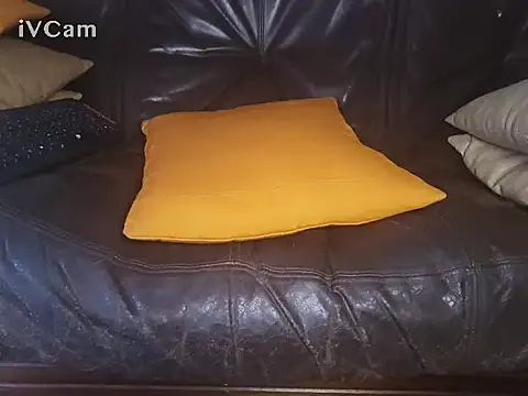 Snapshot of domexib chatting on September 15, 6:19 pm domexib online show from September 15, 6:19 pm