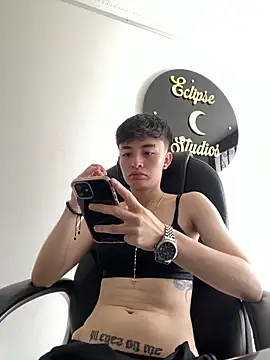 nico 18x online show from November 12, 3:23 pm