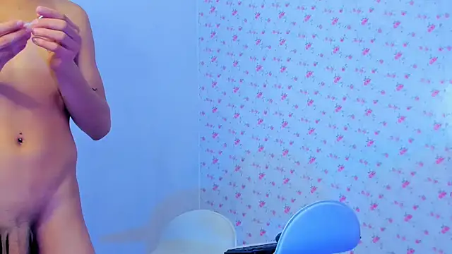 StassieBell online show from October 4, 4:49 pm