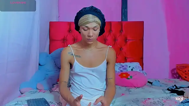 StassieBell online show from March 19, 12:25 am