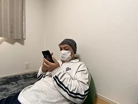 Grandpa29hijii online show from February 2, 3:43 am