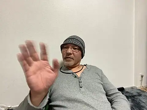 Grandpa29hijii online show from February 27, 12:45 pm