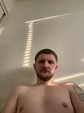 Snapshot of LoveItAllxHnH chatting on January 25, 3:52 pm LoveItAllxHnH online show from January 25, 3:52 pm