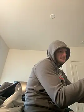 Snapshot of LoveItAllxHnH chatting on January 28, 9:40 pm LoveItAllxHnH online show from January 28, 9:40 pm