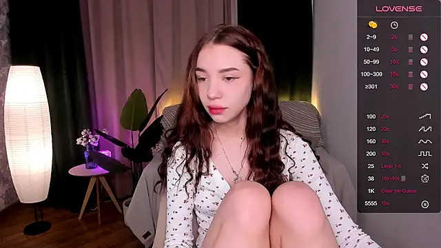 MilliBrown  online show from February 2, 6:15 am