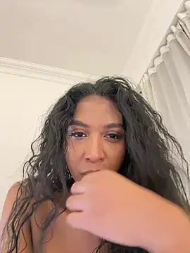 IamCrystal2 online show from May 16, 1:02 am