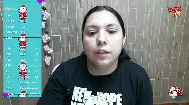 solyeria online show from December 20, 1:33 pm