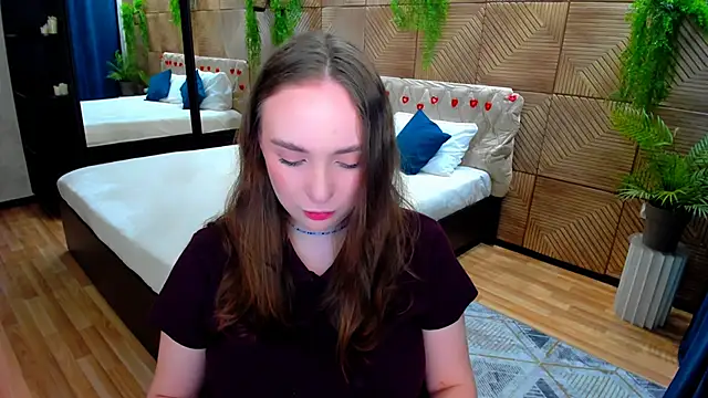 Snapshot of TrueReincarnation chatting on May 14, 4:19 am TrueReincarnation online show from May 14, 4:19 am