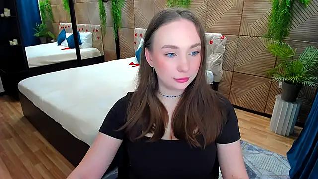 Snapshot of TrueReincarnation chatting on June 1, 4:09 pm TrueReincarnation online show from June 1, 4:09 pm